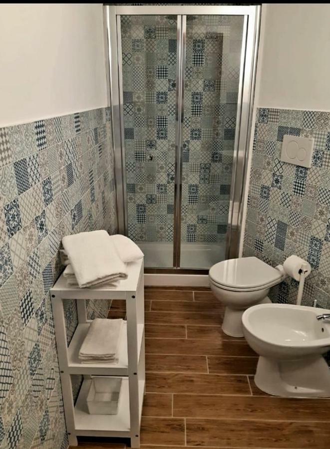 Guest House Al Mare チビタベッキア エクステリア 写真